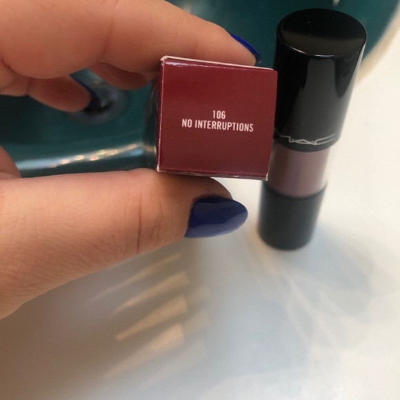 NIB MAC CREAM LIP STAIN - Picture 4 of 6